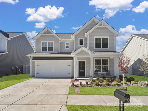 111 N Main Street Huntersville NC 28078