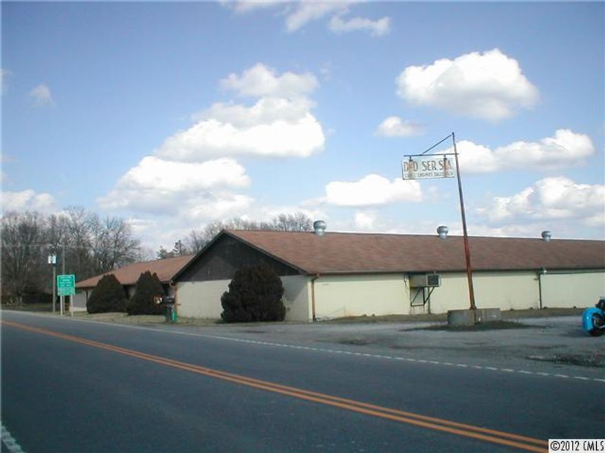 frontage and high visivility from Hwy 55.  5/8 inch fire shield sheetrock in office, Speakers for radio and paging system in building, 25hp air compressor, concrete block filled with micalight insulation, ceiling insulated. One 5 ton and two 10 ton heat/air, 4 offices and storrage room.