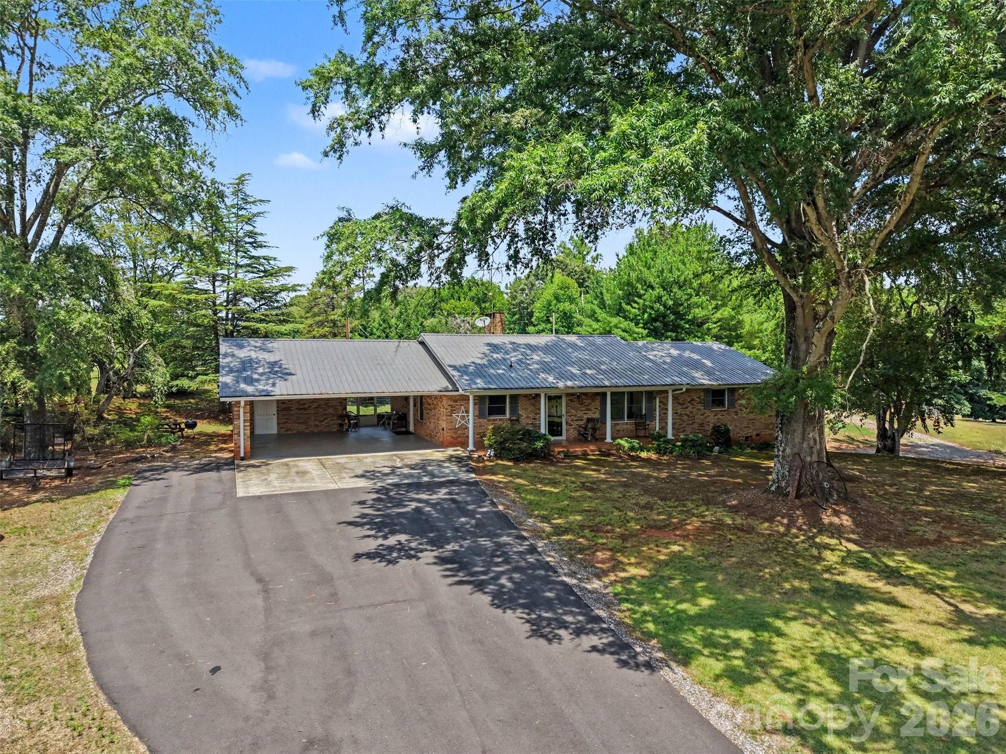 591 Mullis Road