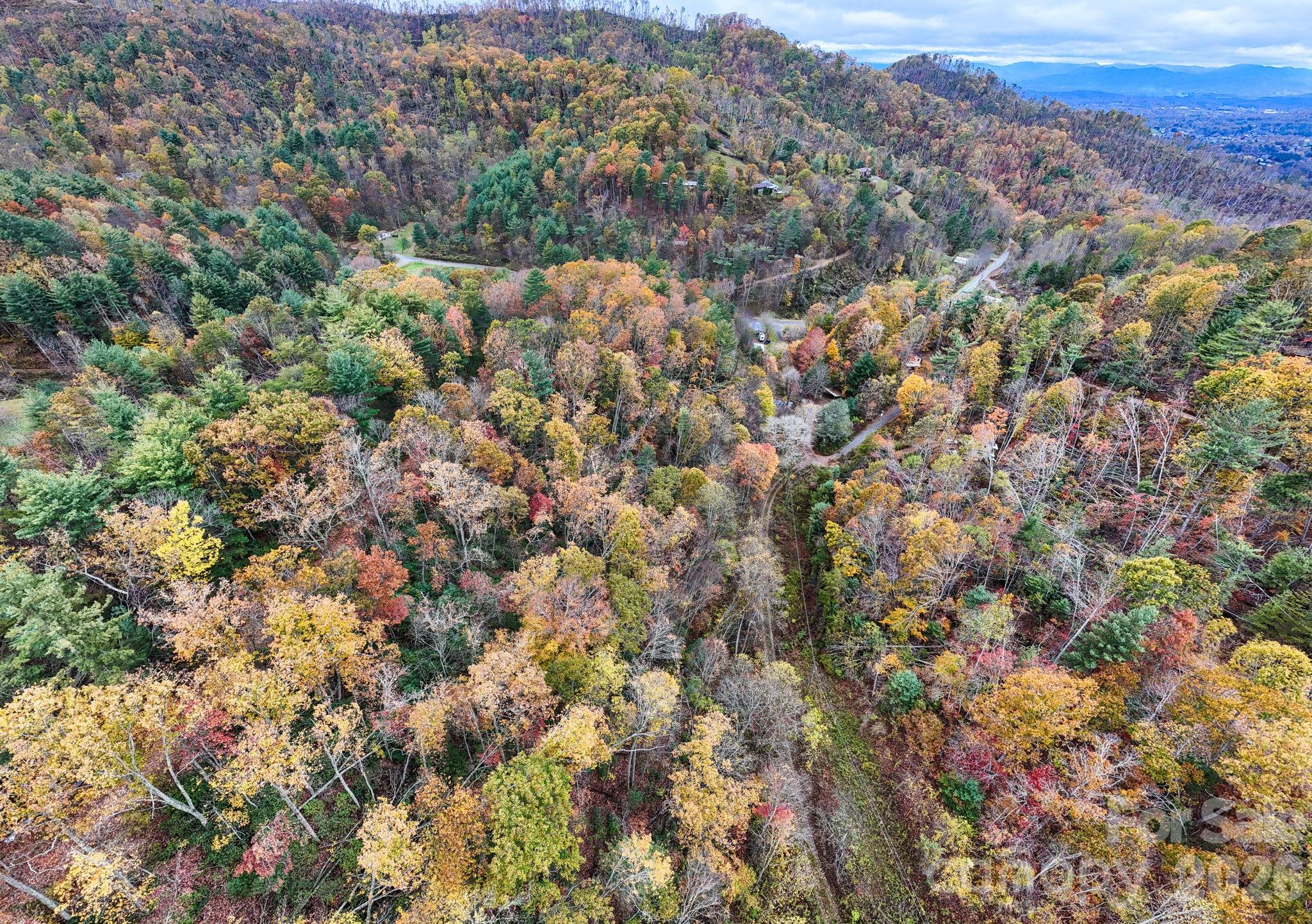 13 Spring Valley Way