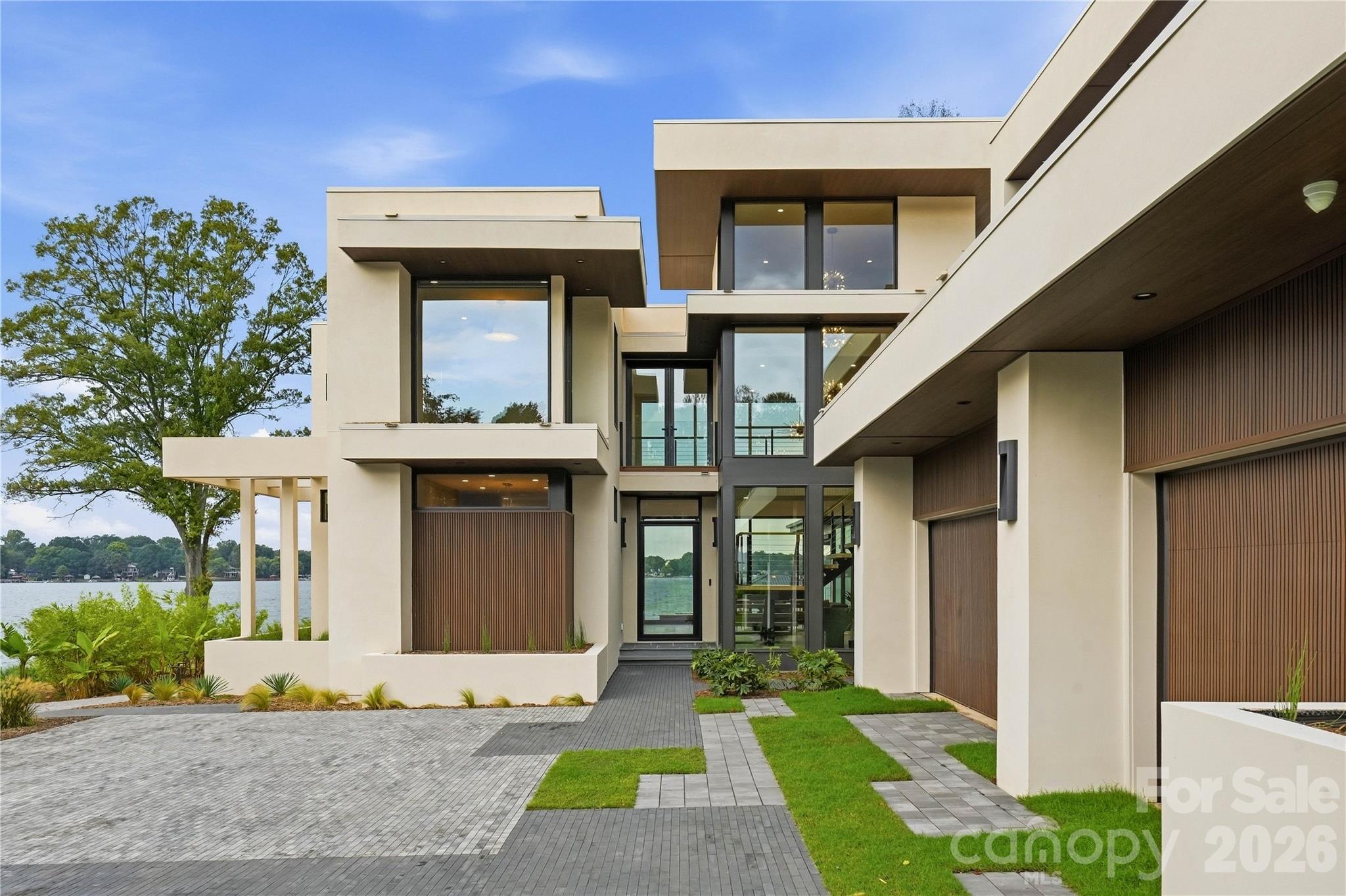 136 Potomac Lane