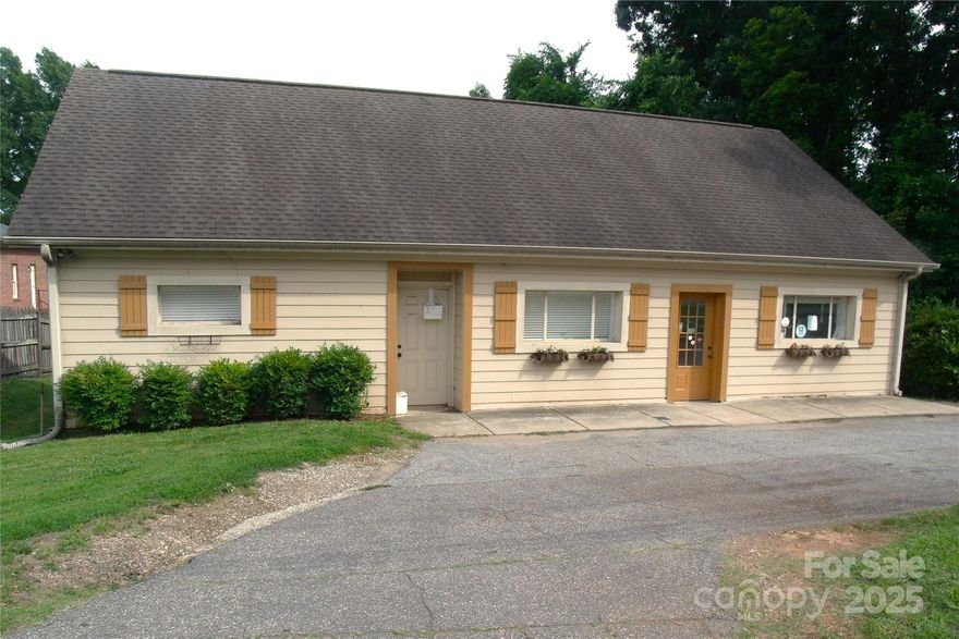 Established commercial space Statesville, NC. Opportunity awaits this 1,522 sq.ft. commercial property operating as a veterinary clinic. Strategically positioned between Davie Ave and Norwood Rd. High-visibility location offers strong traffic exposure and excellent accessibility, ideal for medical, office or service-based businesses.   Well-designed floor plan includes a reception area, operating room, animal holding/exam rooms and office.   Storage areas and utility space for smooth operations.   A 2015 remodel included drywall, electric, roof, electric heat pump and some plumbing.
Building sits on a spacious lot with ample parking and offers potential for future expansion.   Highlights include on-site parking with easy ingress/egress, Zoned (OI), minutes to downtown Statesville and I -77 and I-40.
Whether a veterinarian or investor seeking a well-located commercial asset, 1512 Davie Ave. presents a rare chance to secure property in a growing market with built-in infrastructure.