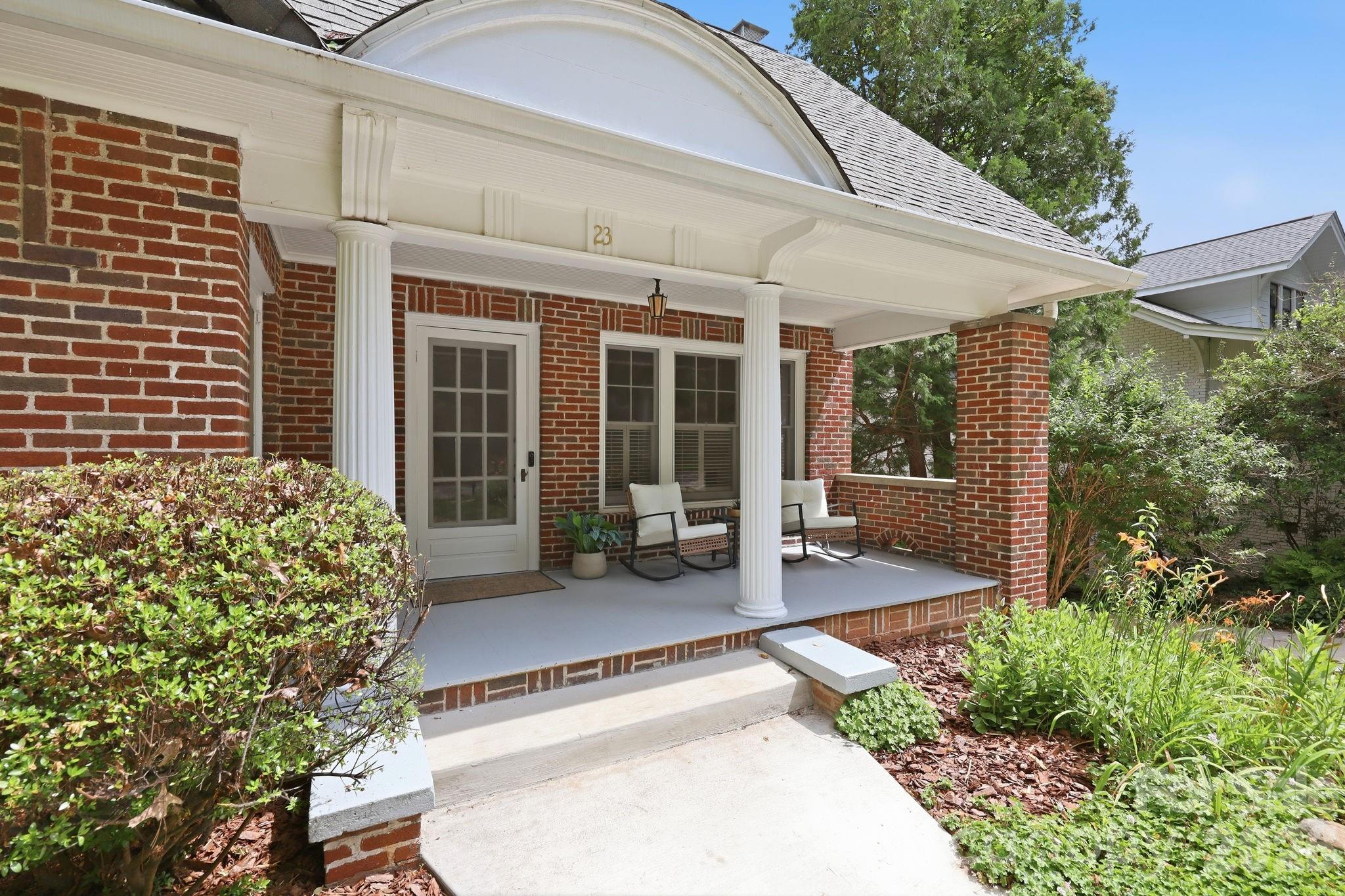 23 Warwick Place