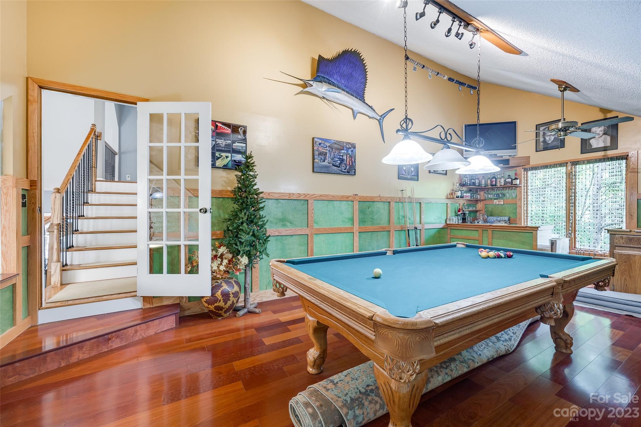 River Hills - Residential