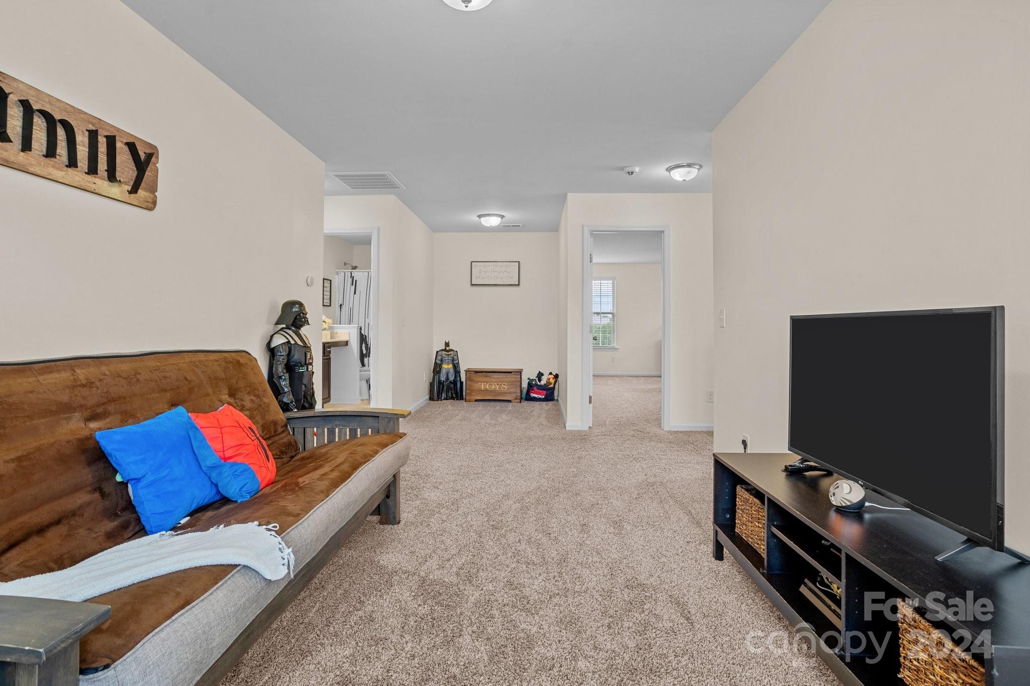 Hidden Creek - Residential