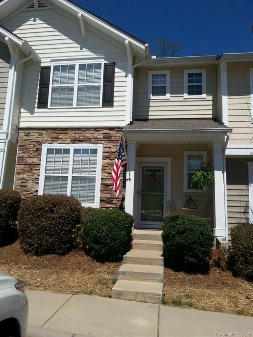 Spacious town home w open floorpan on prime lot backing up to woods! Dining area, separate flex room for office or whatever you want! Kitchen open to great room. Hardwood floors throughout first floor. 3 bedrooms upstairs with fresh paint throughout!Upgraded light fixtures, faucets, hardware and door knobs. Enclosed patio with a nice storage room. Great location. Community pool!