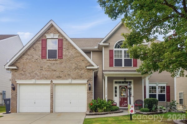 15320 EDGEWATER FOREST LN, CHARLOTTE, NC 28278 - Image 48fb9ce070fabd13755abd16e723d47c/476639827