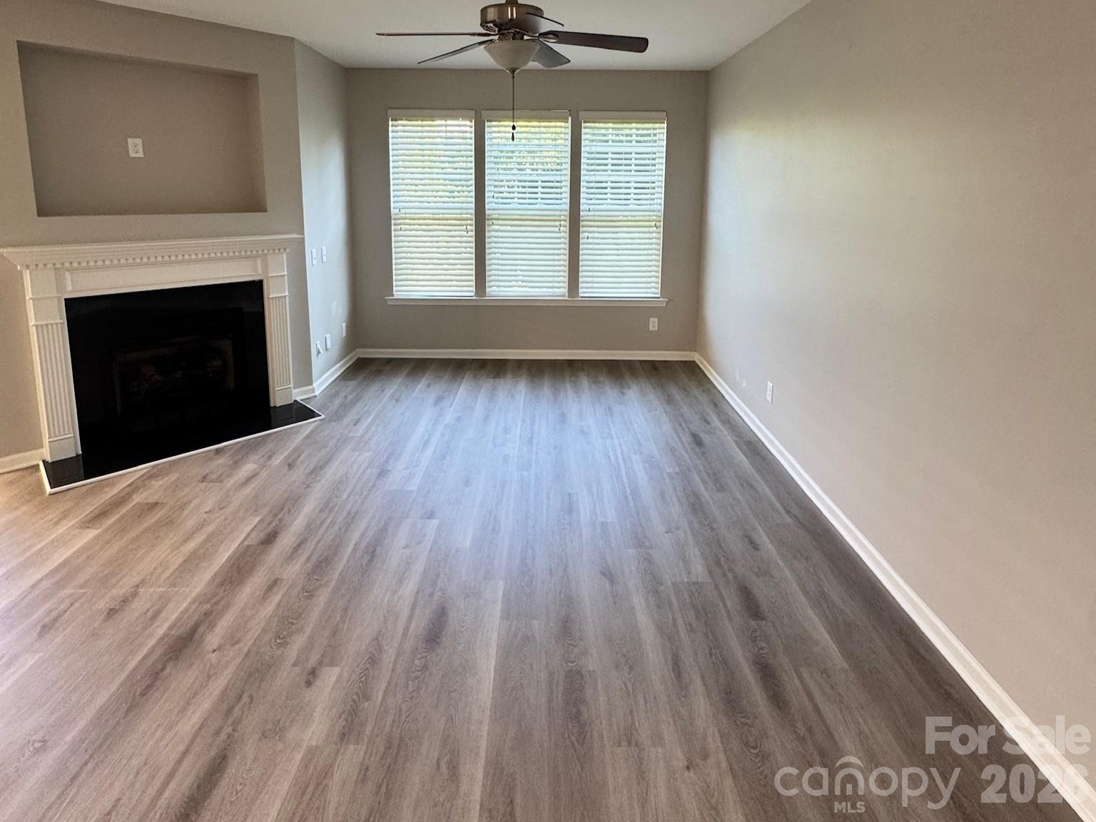 11198 Bridgewater Drive