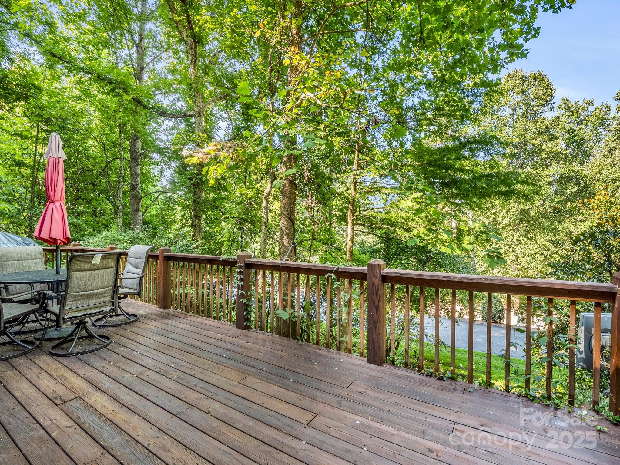 480 River Crest Parkway