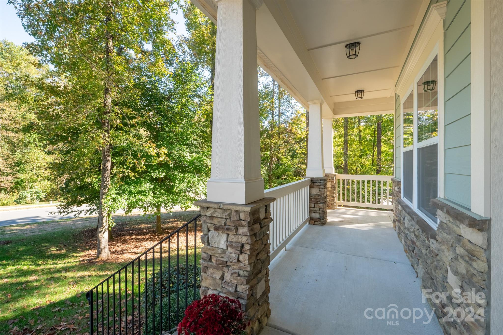 Oakbridge at Waterleaf - Residential