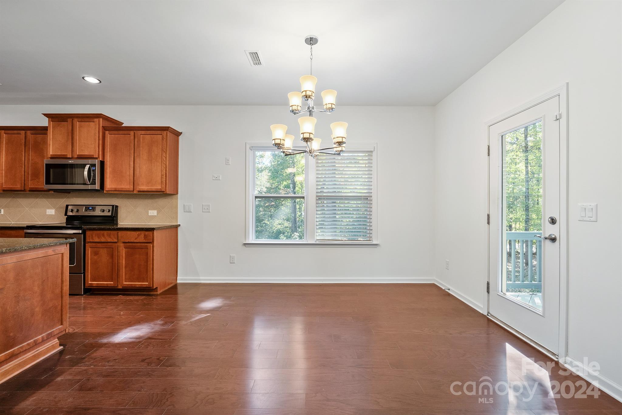 Oakbridge at Waterleaf - Residential