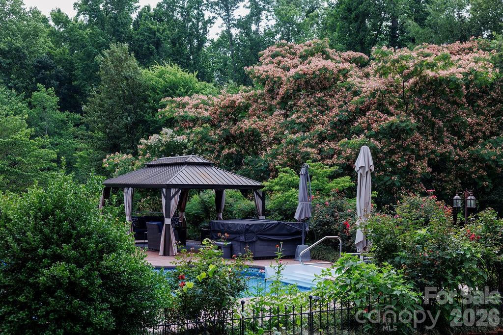 119 Country Meadow Lane