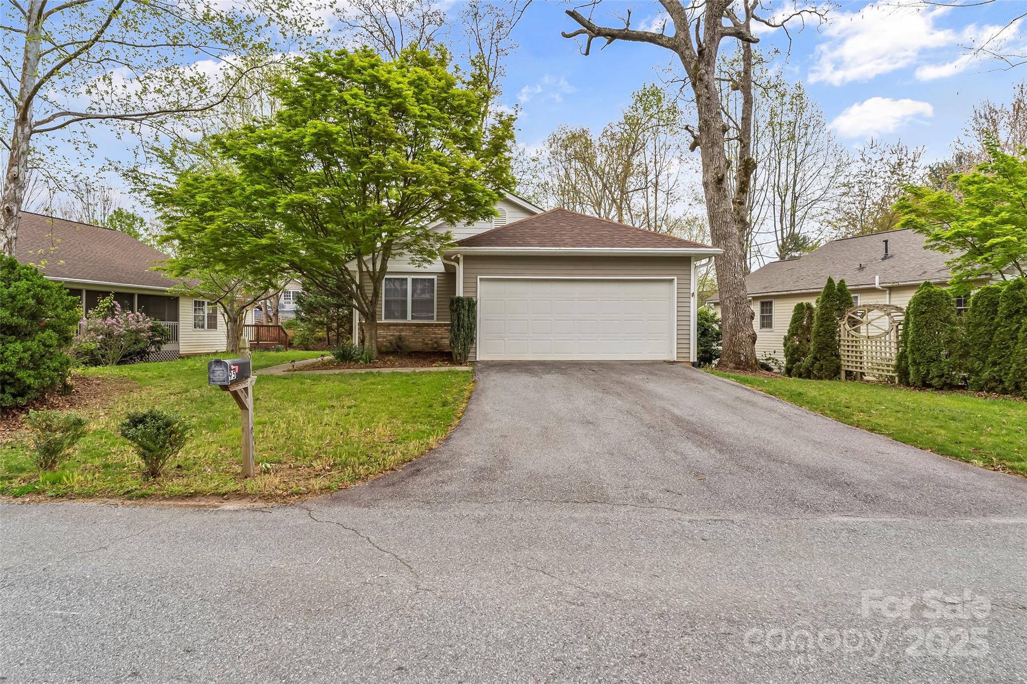 95 Wildwood Forest Lane
