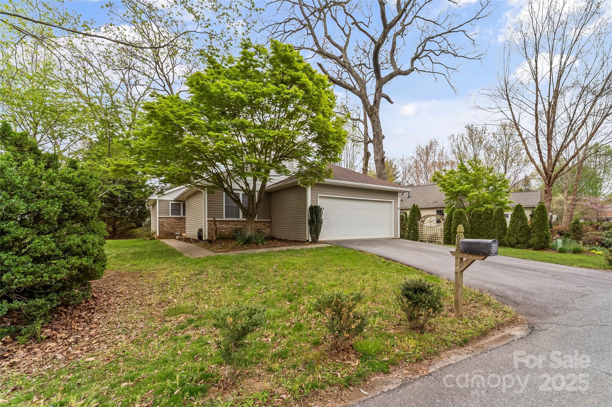 95 Wildwood Forest Lane
