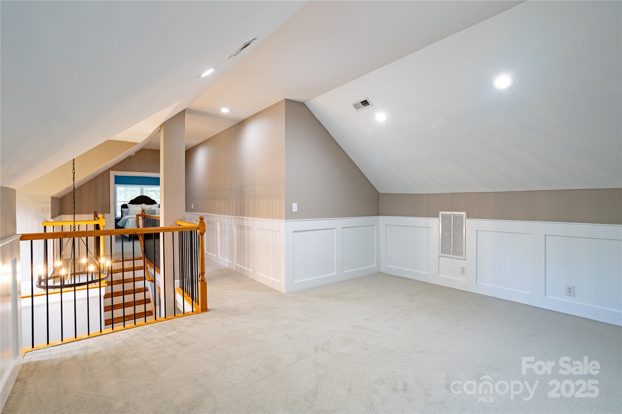 Town And Country - Residential