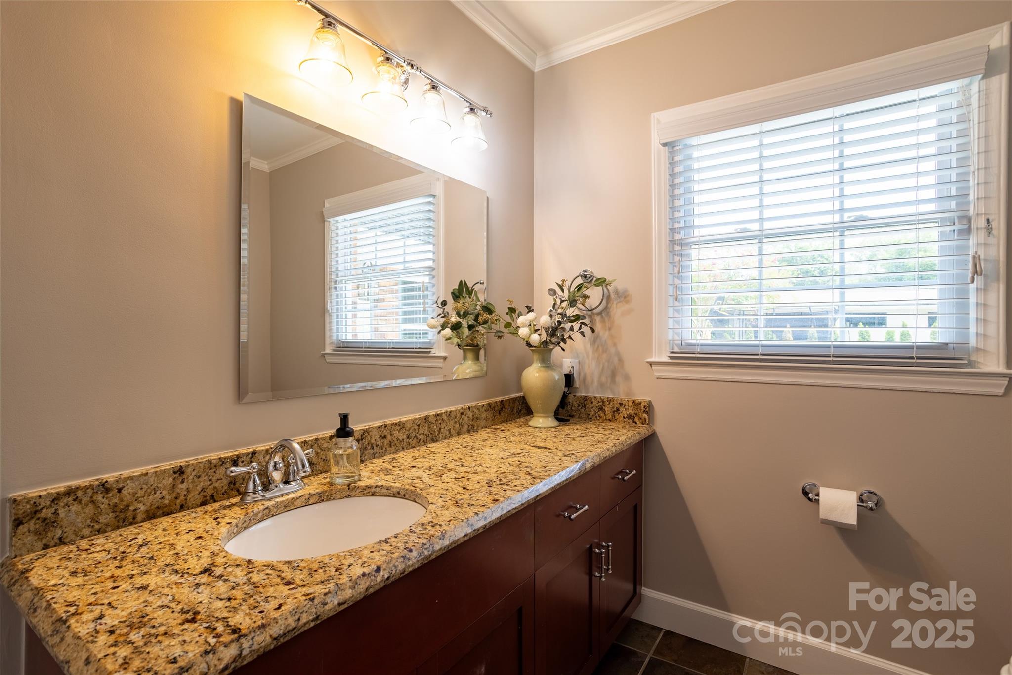 Town And Country - Residential