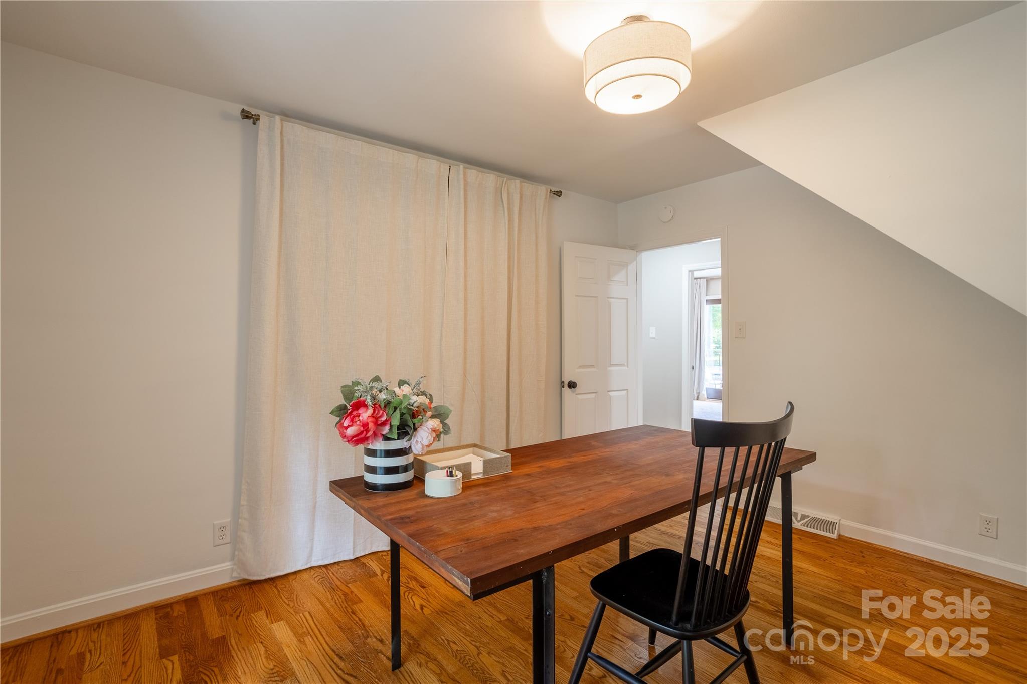 Town And Country - Residential