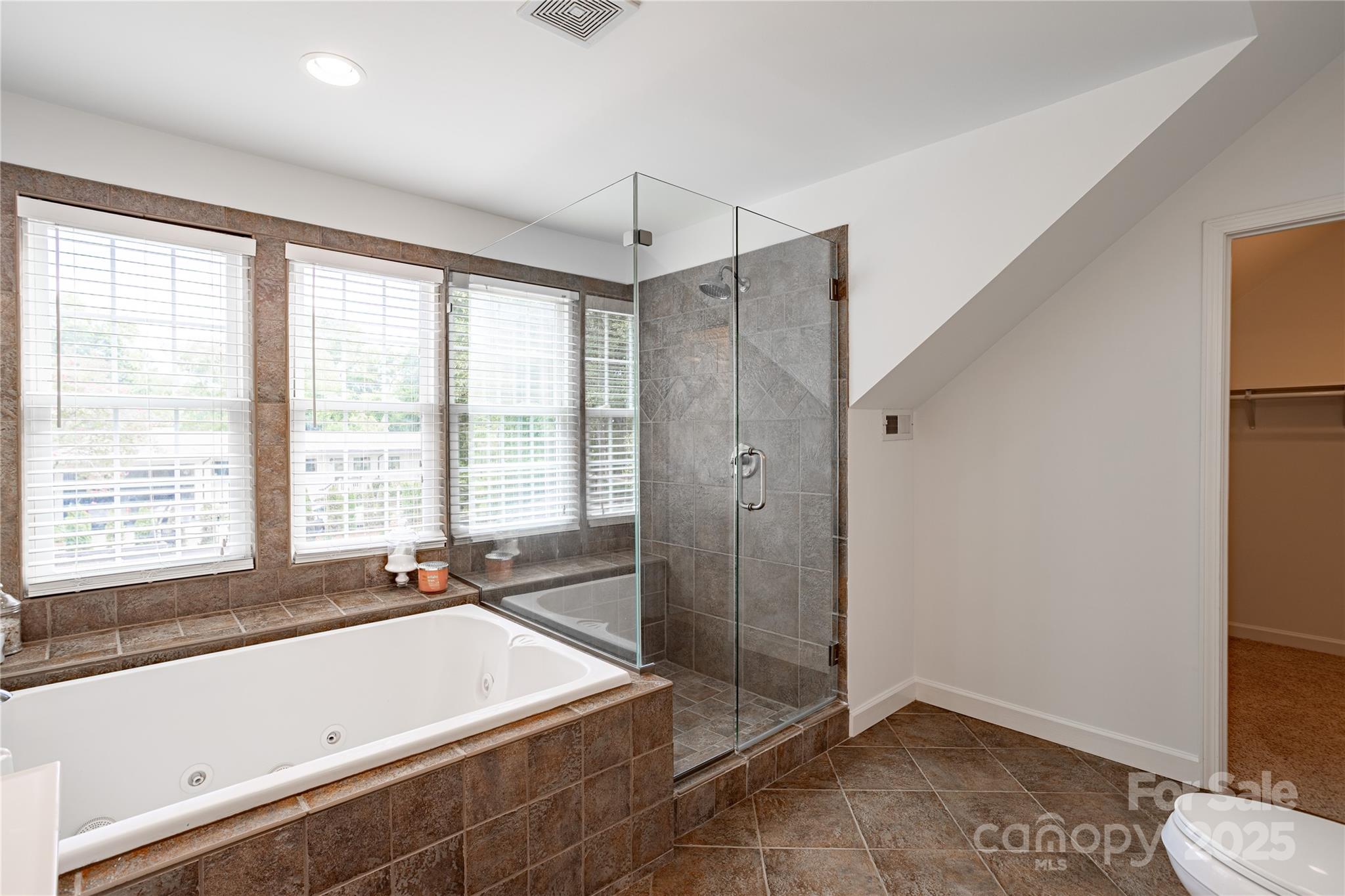 Town And Country - Residential