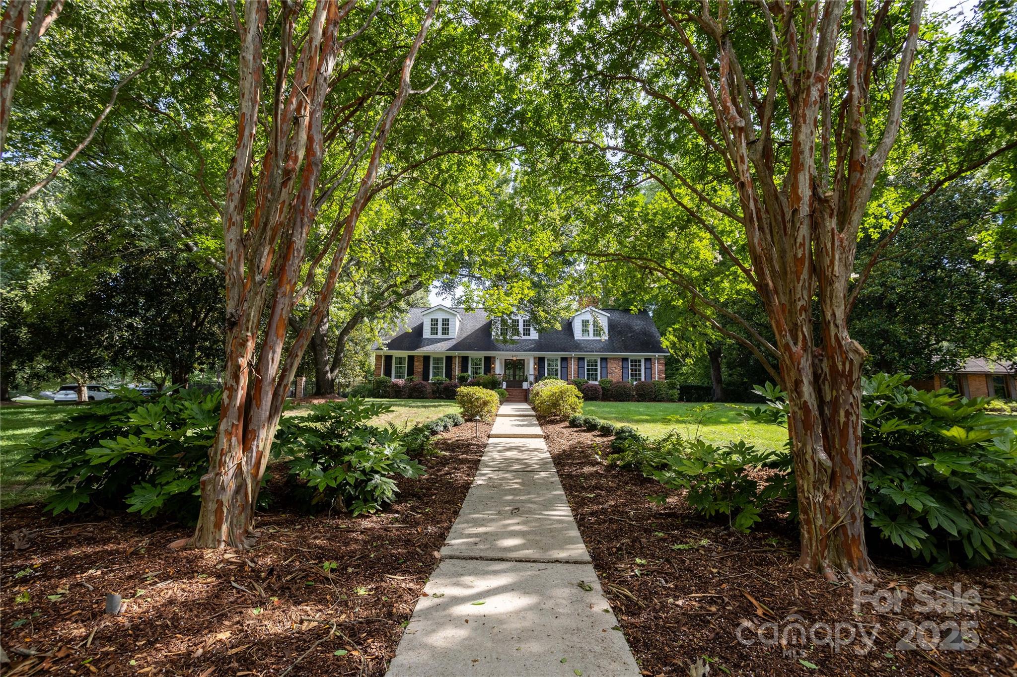 4401 Town And Country Drive