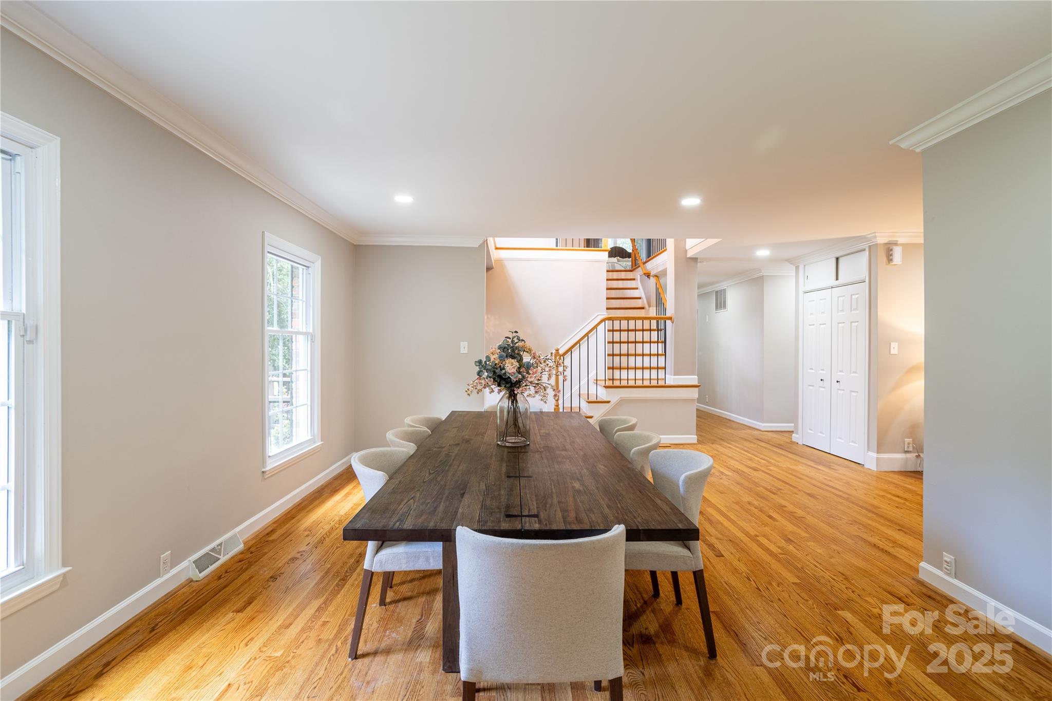 Town And Country - Residential