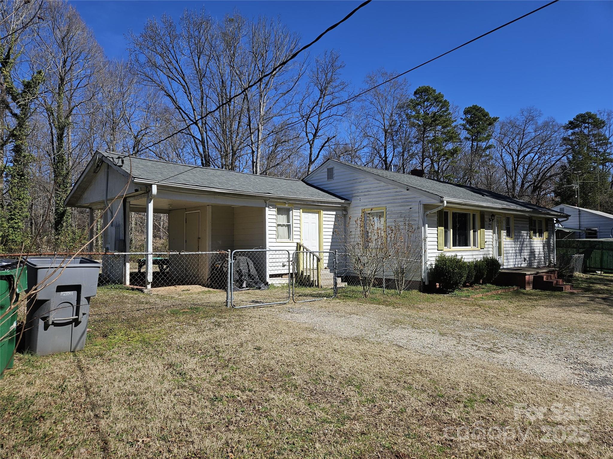 5924 Freedom Drive