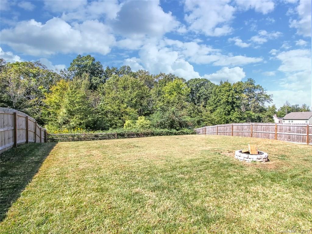 Pond at Harwood - Residential