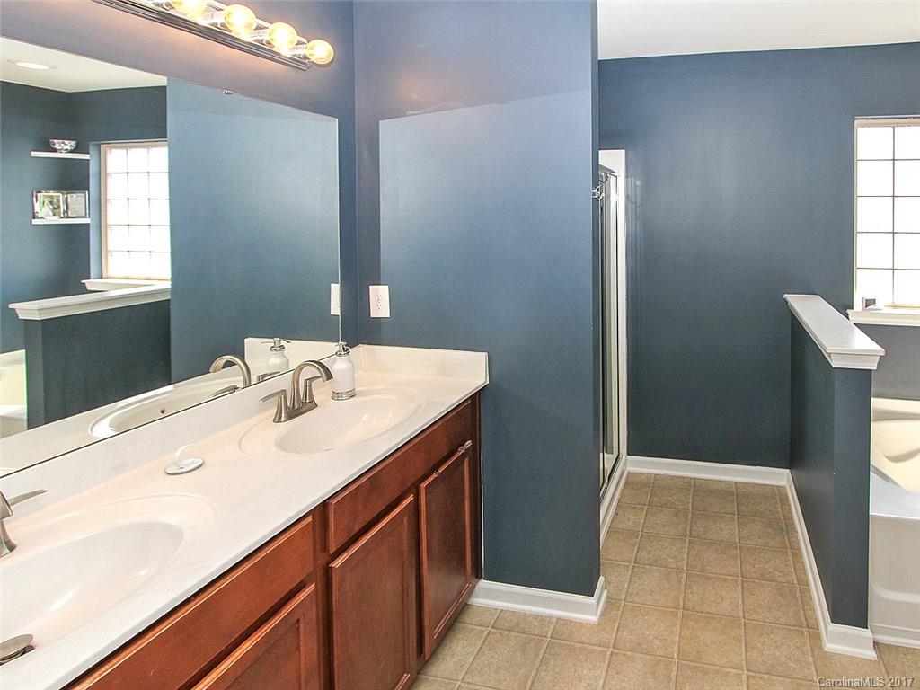 Pond at Harwood - Residential