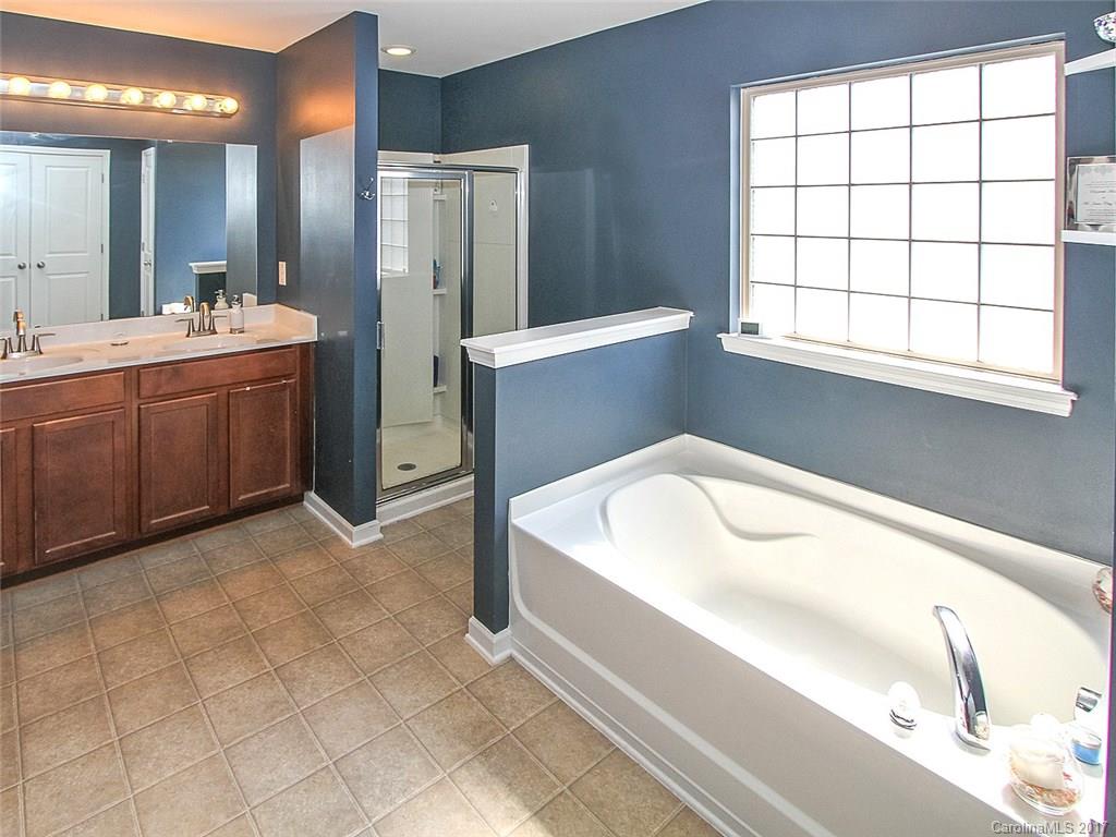 Pond at Harwood - Residential