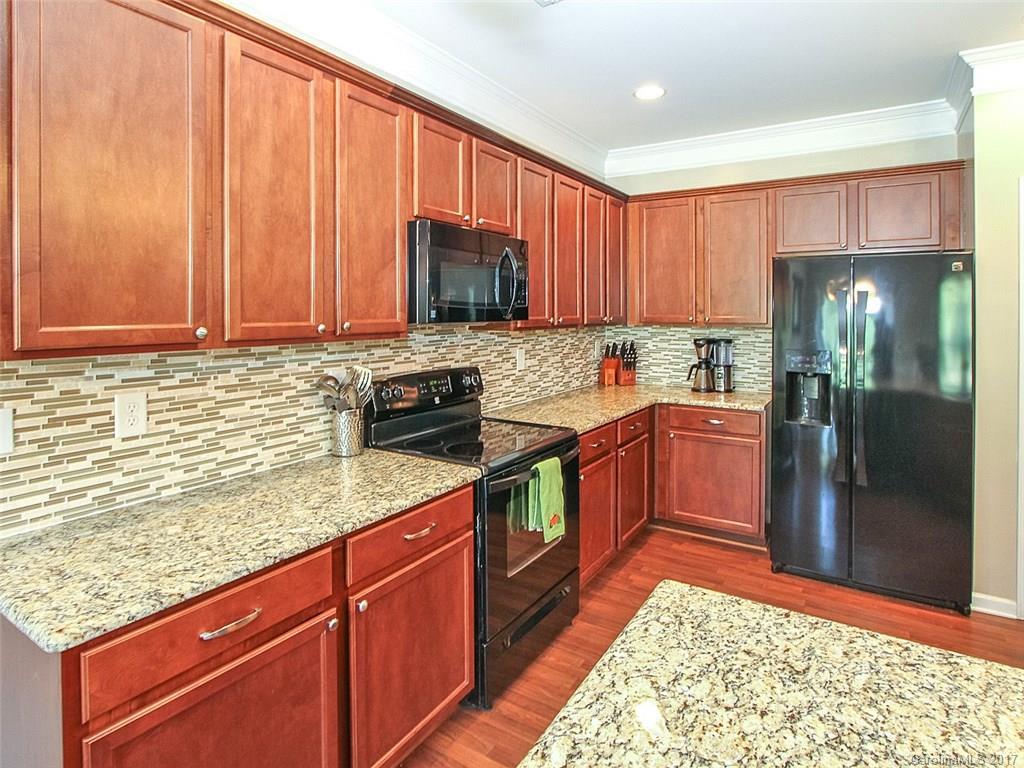 Pond at Harwood - Residential