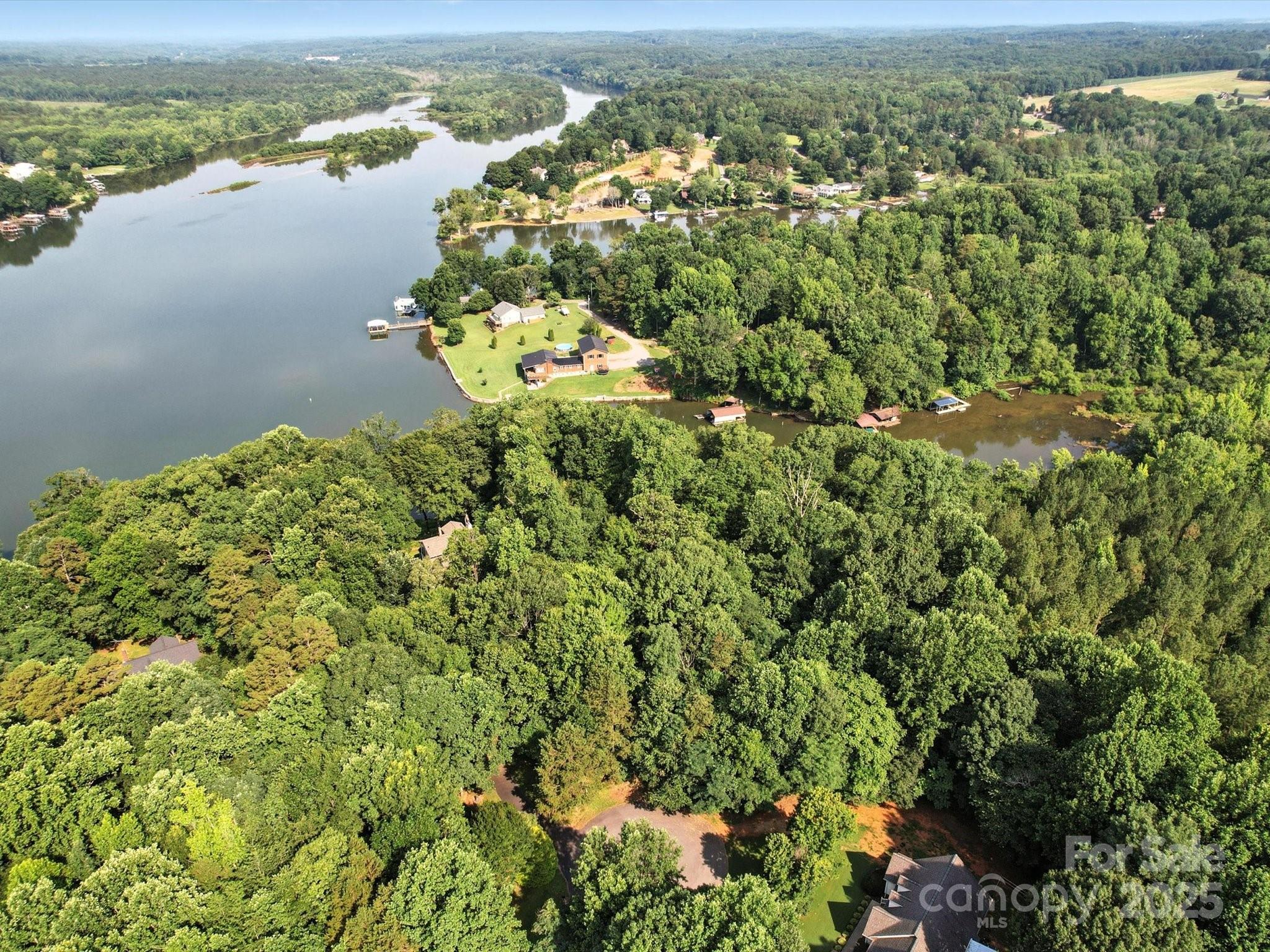 123 High Shoals Lane 19