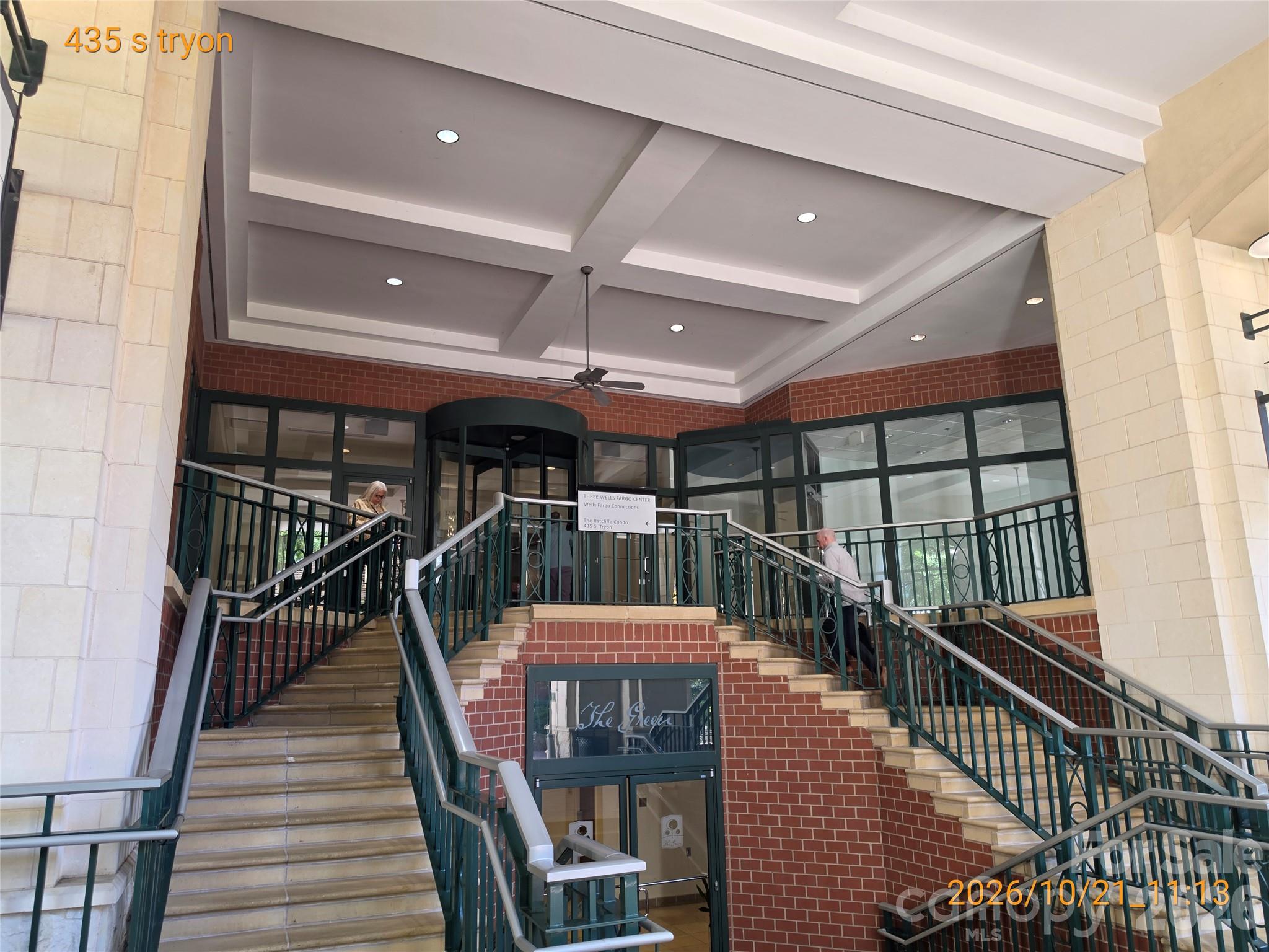 435 Tryon Street