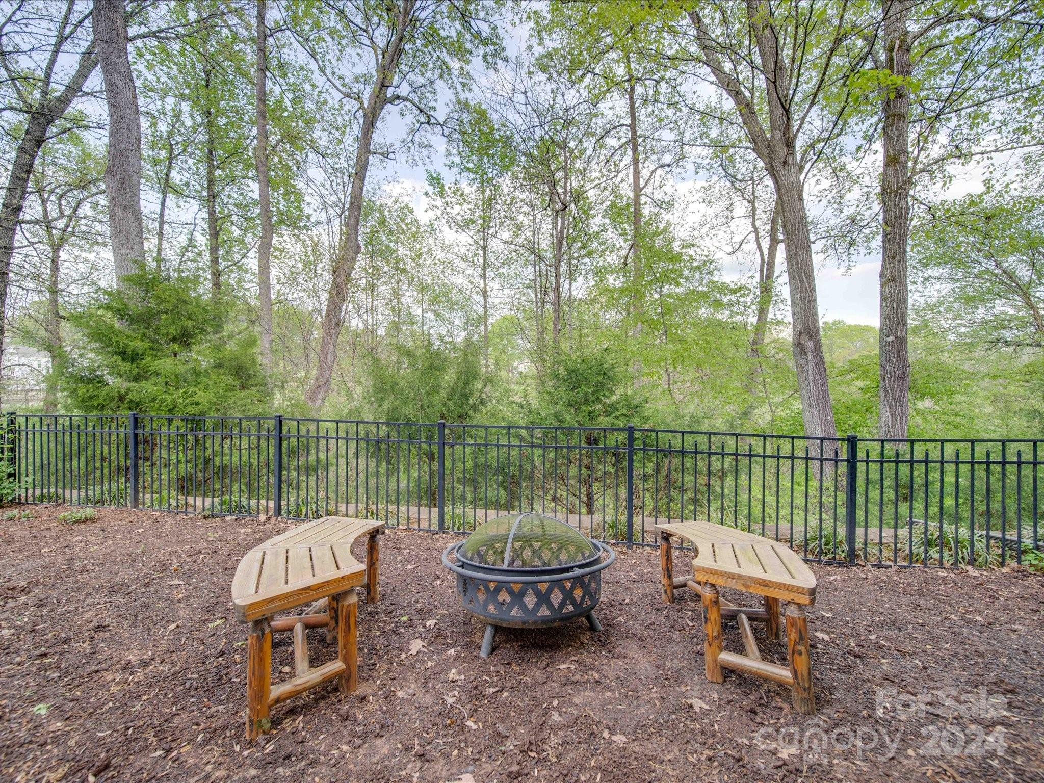 Regent Park - Residential