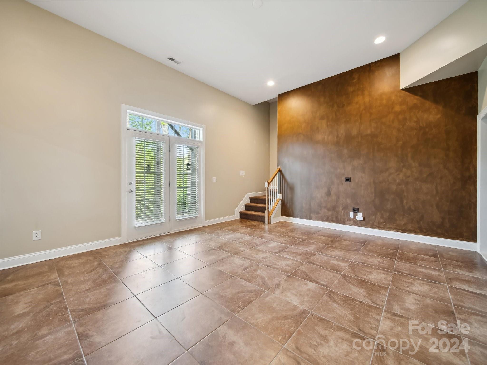 Regent Park - Residential