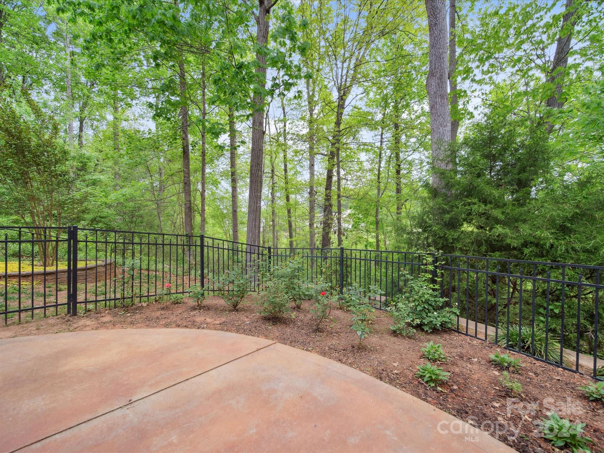 Regent Park - Residential