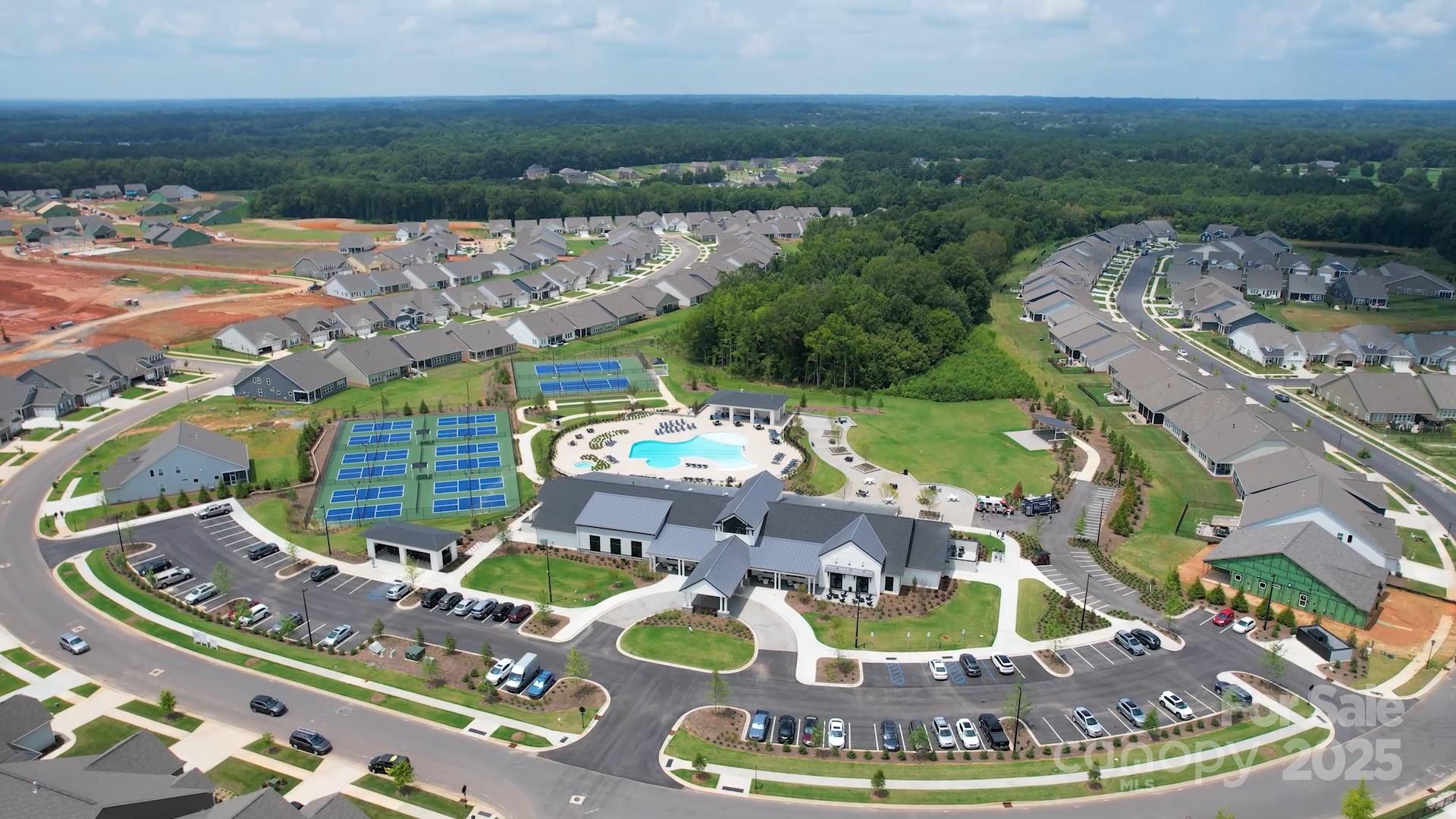 Cresswind at Wesley Chapel - Residential
