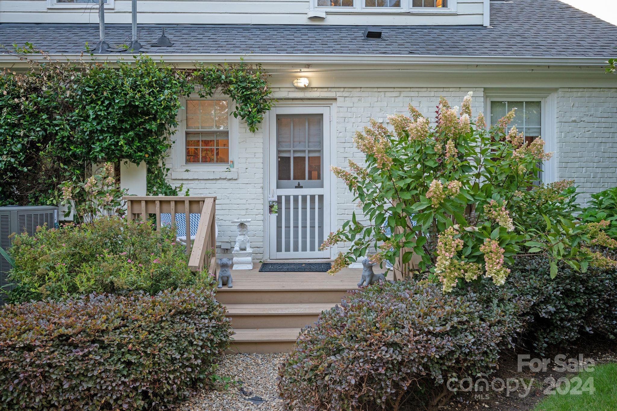 Myers Park - Residential