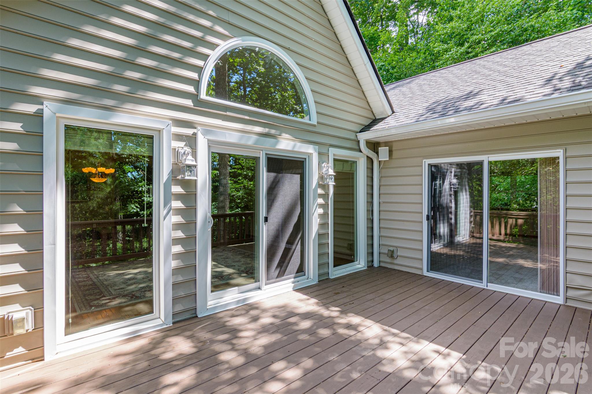 299 Carriage Summitt Way