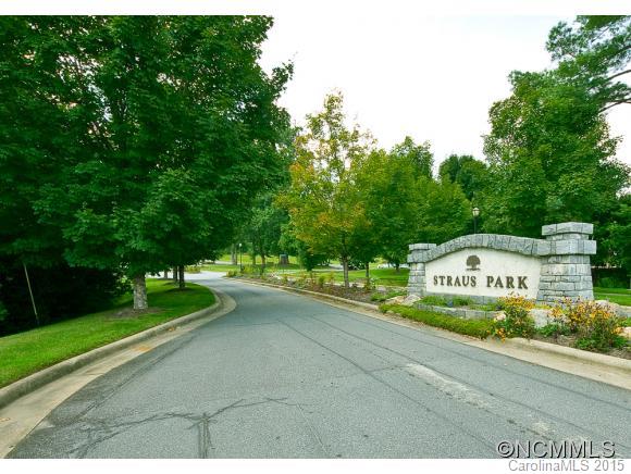 Straus Park - Land