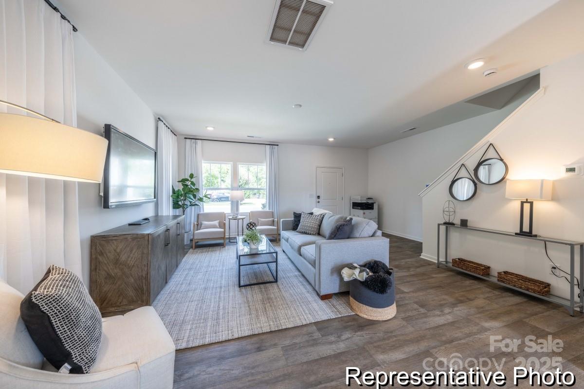 The Towns at Cliffwood - Residential