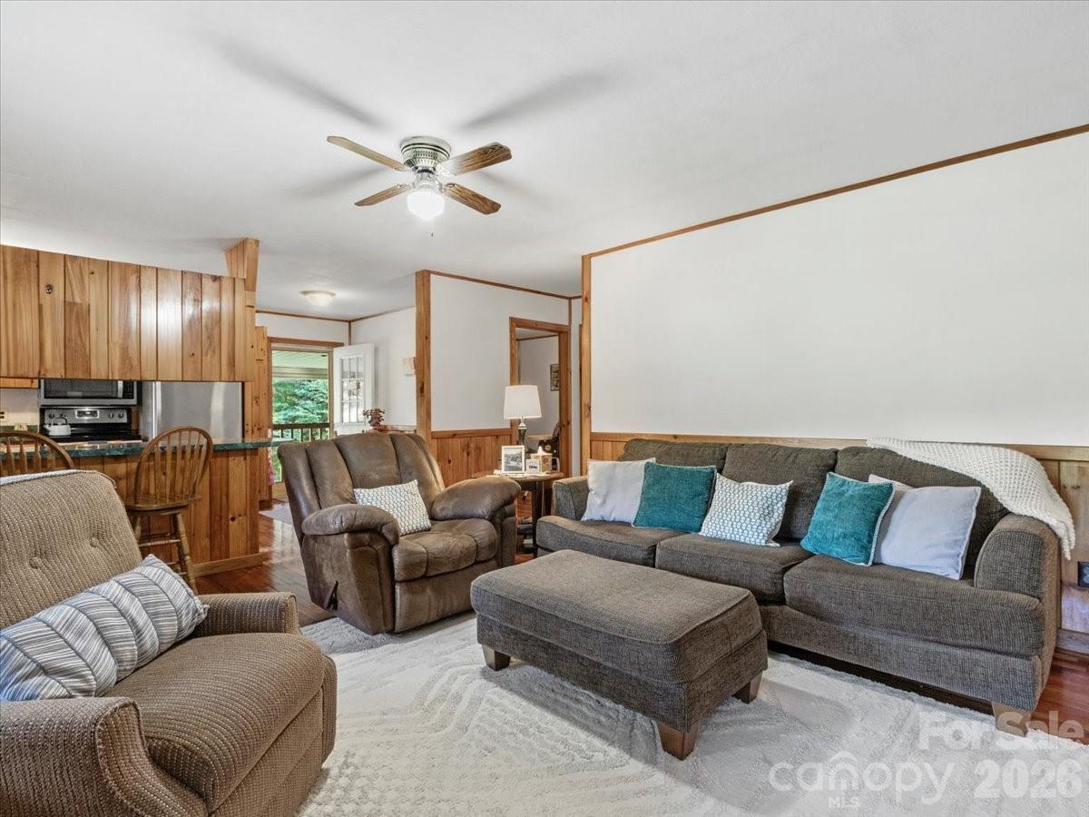 1840 White Oak Road