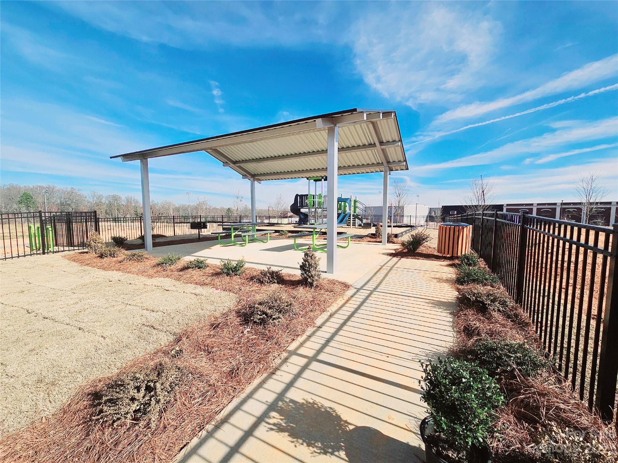 Pinnacle Estates - Residential