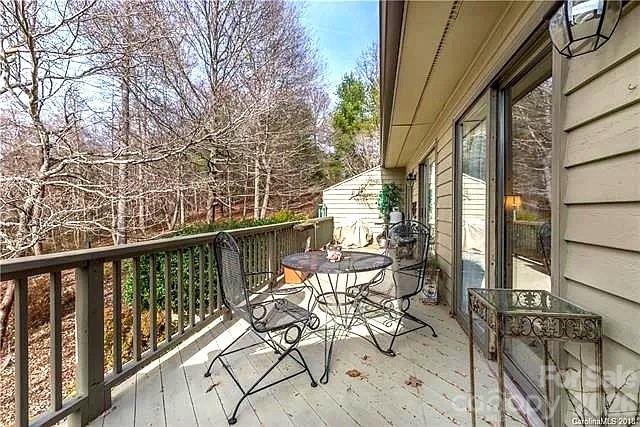 Hunting Country Trails - Residential