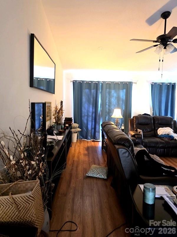 Hunting Country Trails - Residential