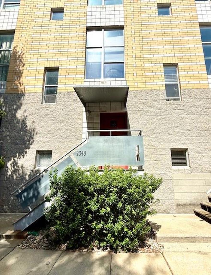 Public Remarks 
Beautifully updated 2 BR, 2 BA townhome in the heart of South End. Just a short walk to grocery, restaurants, bars, retail and the light rail. LVP flooring, neutral paint and SS appliances. Dual master suites with ensuite bath and generous closets. Enclosed patio off lower level. Washer/dryer included. Pets conditional with non refundable pet deposit. Available 11/1/25. Can not be used as Airbnb.