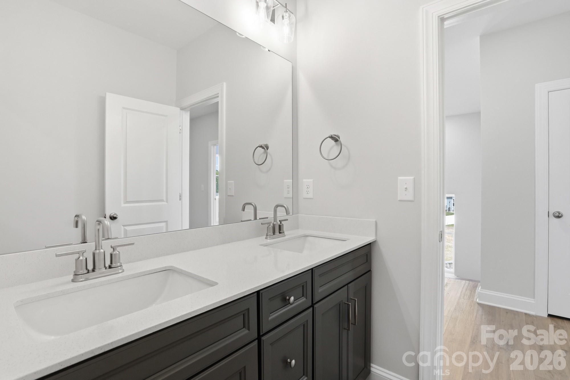 Robinson Oaks - Residential