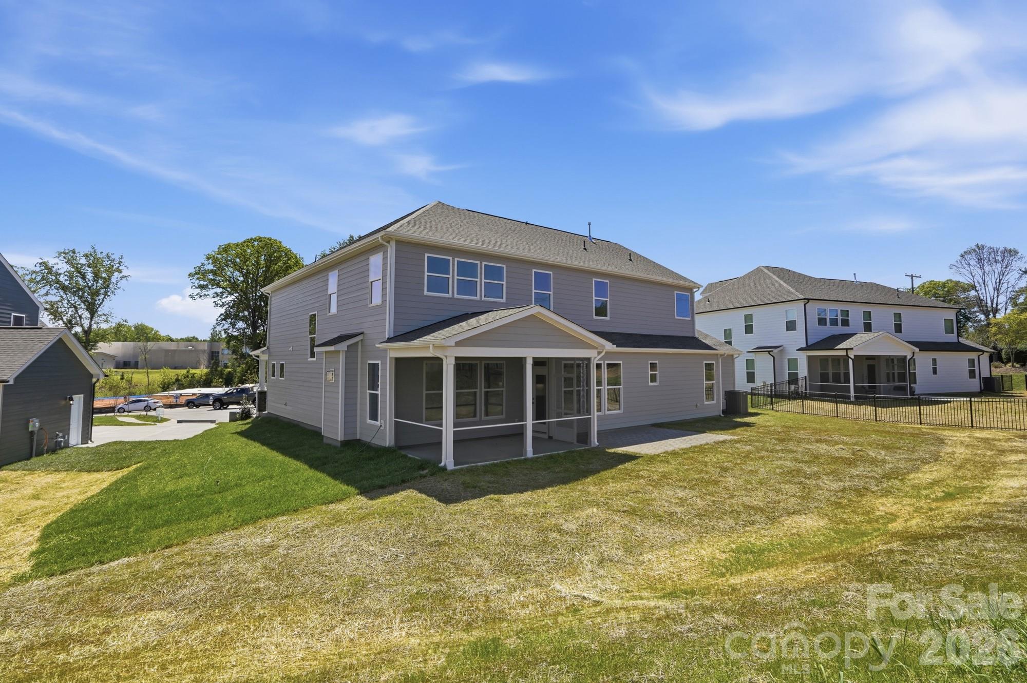 Robinson Oaks - Residential