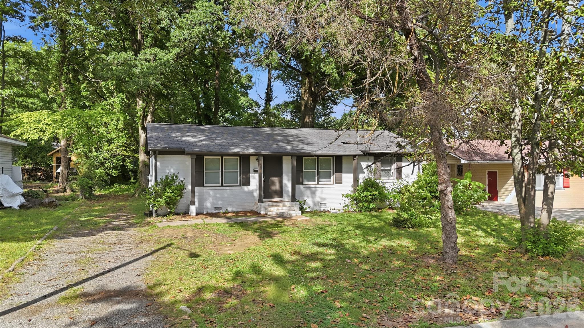 1016 Pondella Drive