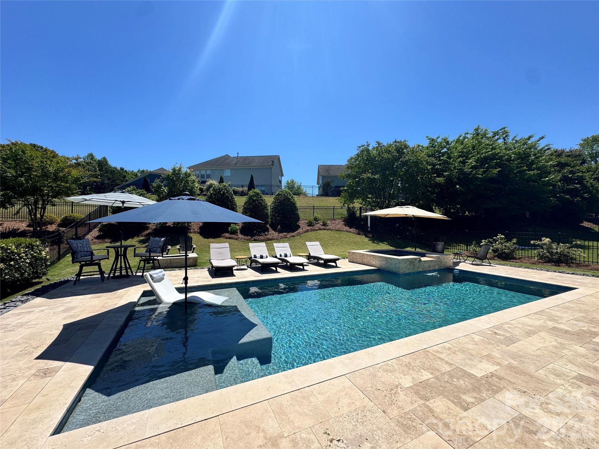 109 Heron Cove Loop