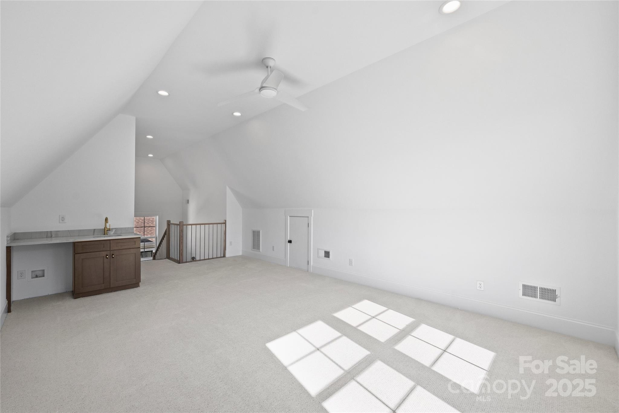 Lansdowne - Residential