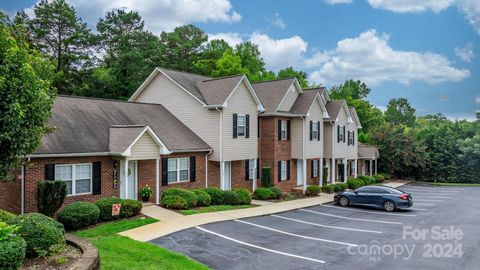 A home in Hickory